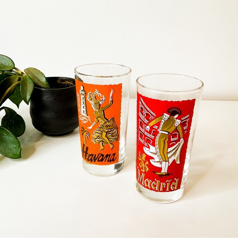 VINTAGE Mid-Century Modern Madrid Havana Souvenir Barware Orange Red Gold